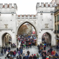 Karlstor at the western end of Neuhauserstrasse (1986 посета) Karlstor is one of Munich's famous city wall from the medieval ages till late into the 18th century Karlstor at the western end of Neuhauserstrasse